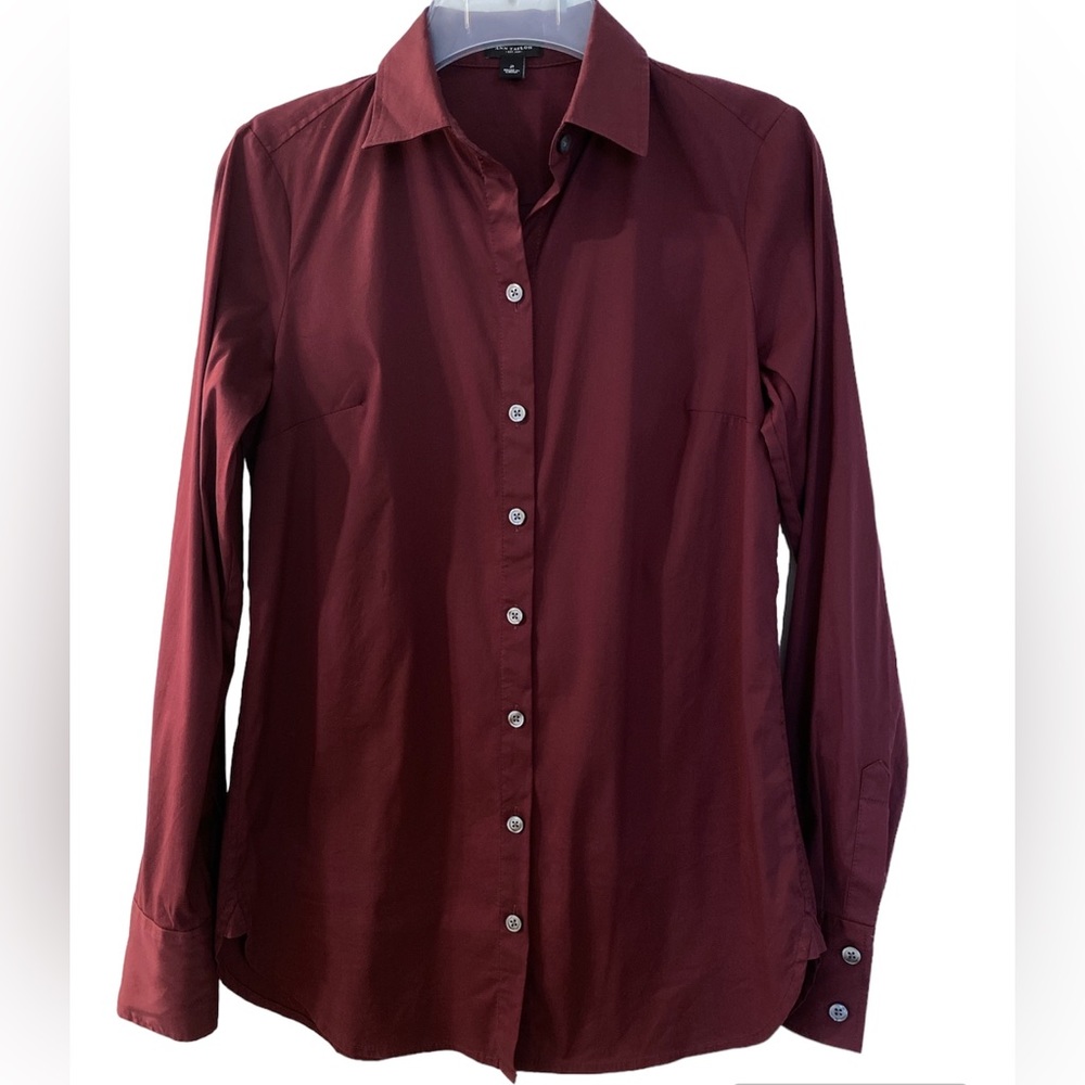 Ann Taylor Button Down Collared Shirt Size 2